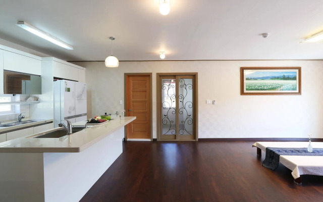 Hongcheon Happy Forest Pension (Group Pension)