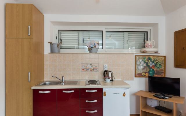 Apartments Dia