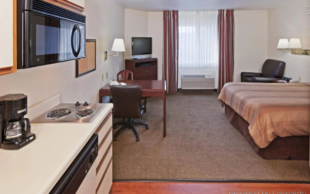 Sonesta Simply Suites Oklahoma City Airport