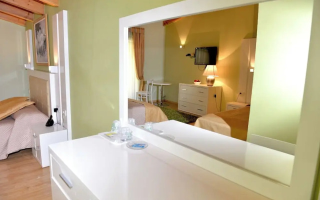 White City Hotel
