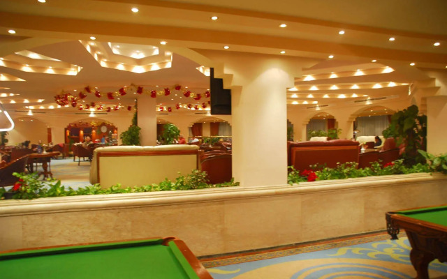 Golden 5 Diamond Beach