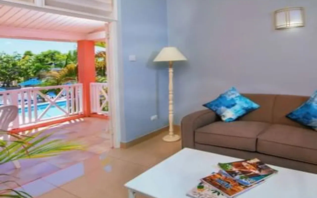 Dover Beach Hotel