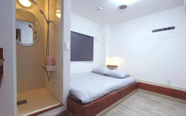 i Osaka House
