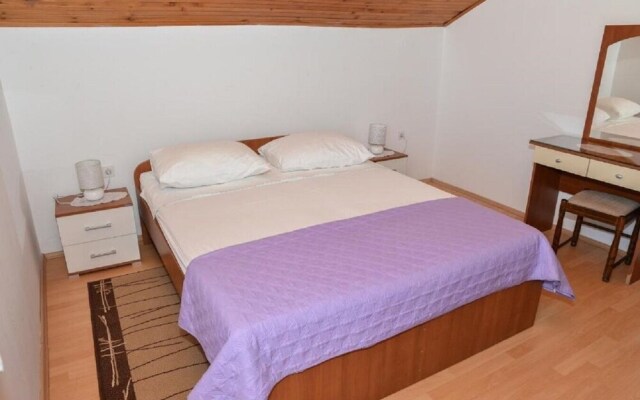 Vinko - 100m From Beach - A1