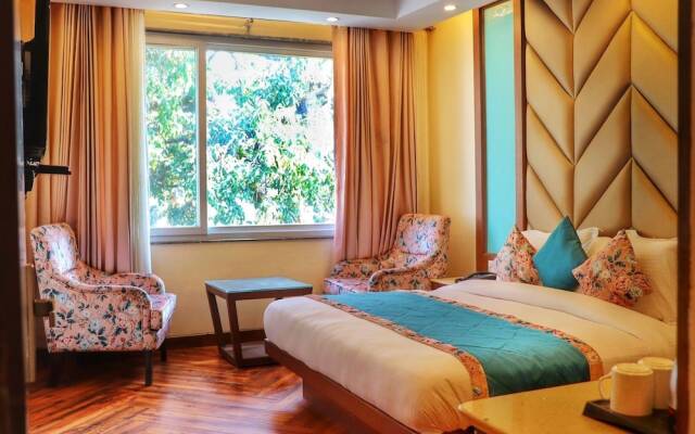 The Kenilworth Mussoorie by Stotrak