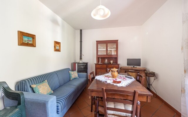 Attractive Holiday Home in Bosco With Garden