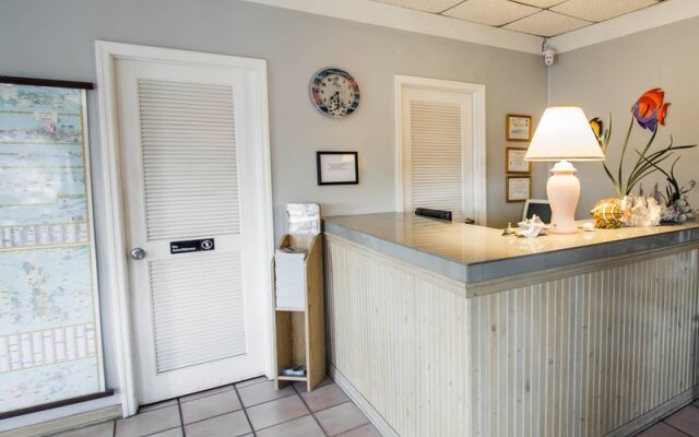 Rodeway Inn & Suites