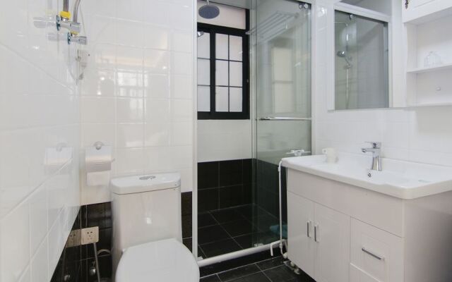 Shanghai Wonderoom Lane house Julu Road