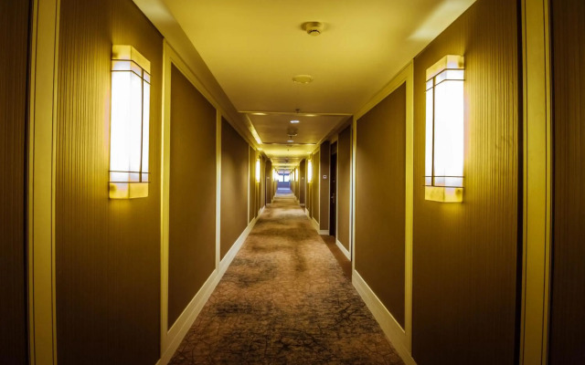 I Hotel