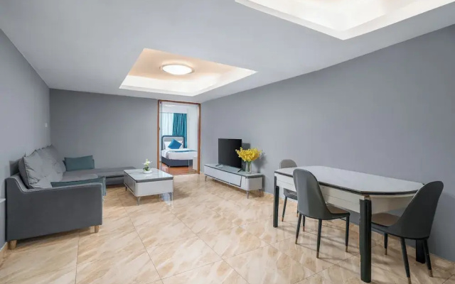 YOYO International Apartment