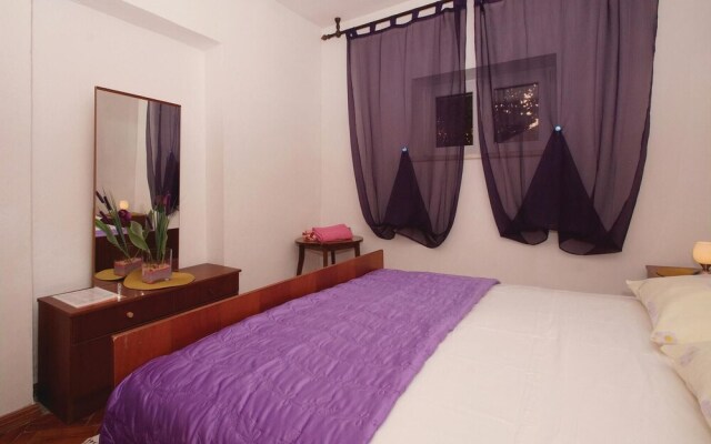Awesome Home in Zavalatica With Wifi and 1 Bedrooms