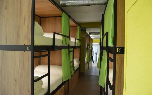 Debod Hostel