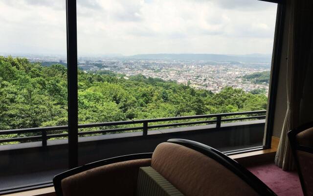 ANDO HOTEL NaraWakakusayama～DLIGHT LIFE & HOTELS～