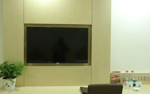 Tianjin Yuetan Hotel