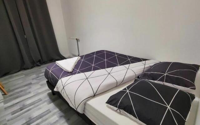 Appart 6 à 8 personnes proche centre parking gratuit