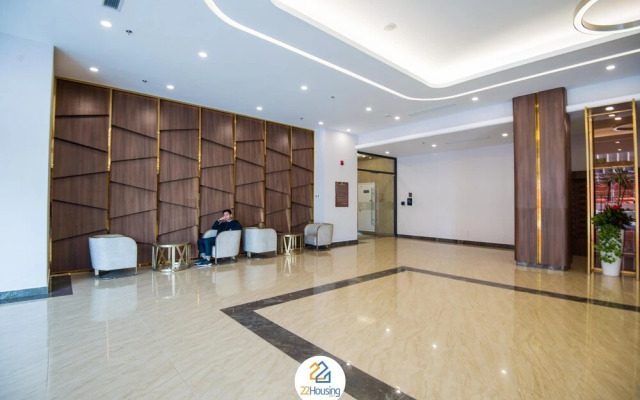 Luxury Apartment at VinHomes Metropolis