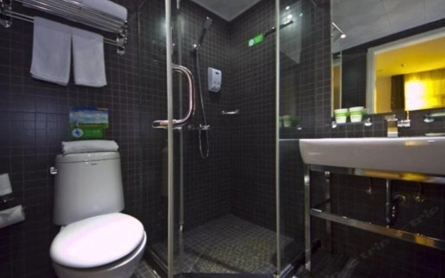 Motel168 Qingdao Licun Fengshan Road