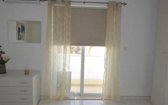 Lorenza Letting Apartment