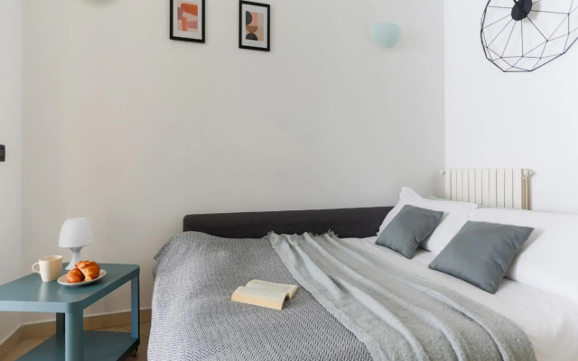 Corso Buenos Aires Apartment