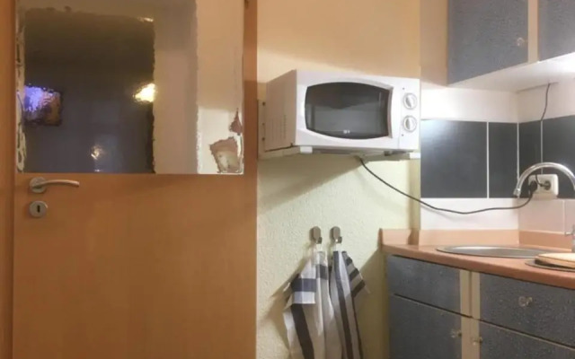 Sweet Home Inside Dresden Apartment One