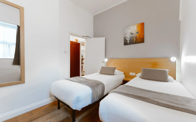 Star Hotel