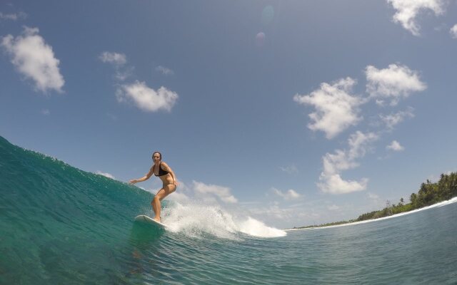 Muli Inn Surf View Maldives