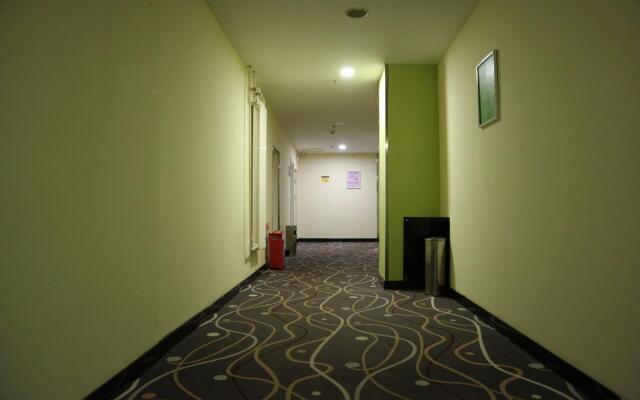 7 Days Inn·Changchun Hongqi Street University Town