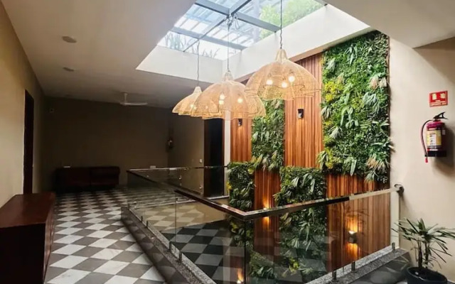 Royal Studio Golf Course Road