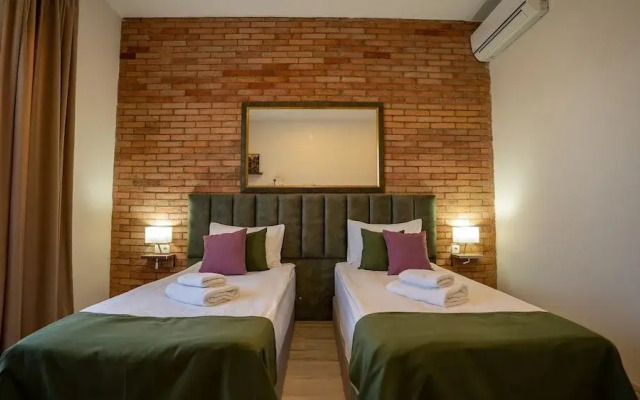 Chateau Mosmieri Resort