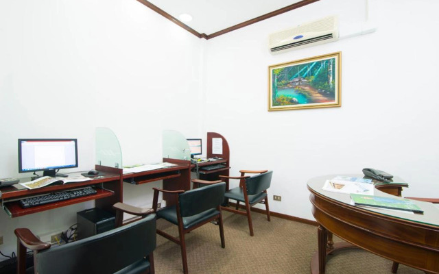 Aparthotel & Suites Villas Del Rio
