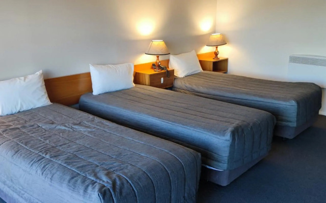Distinction Mackenzie Country Hotel