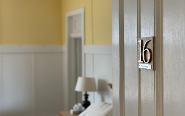 Woodbridge Inn & Tavern