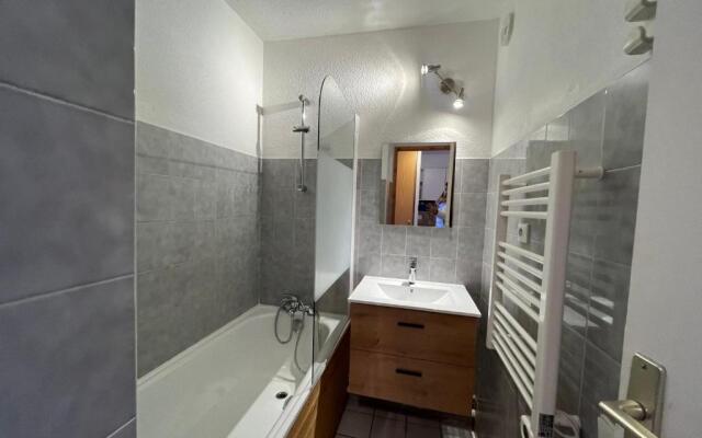 Appartement Lanslevillard, 2 pièces, 4 personnes - FR-1-508-23