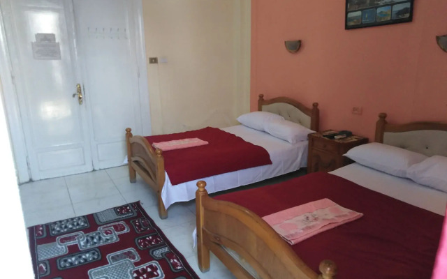 New Palace Hotel