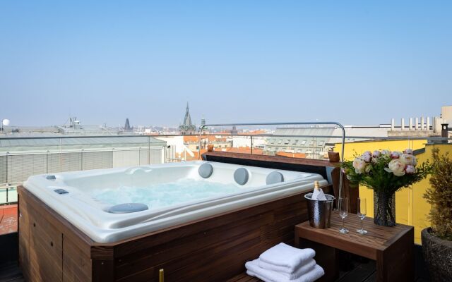 Empirent Rooftop Collection