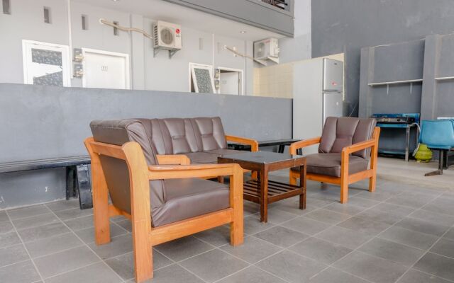 J3 Residence Syariah by OYO Rooms