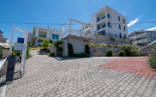 Apartment Summer dreams 2