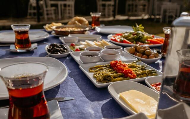 Azra Apart & Otel