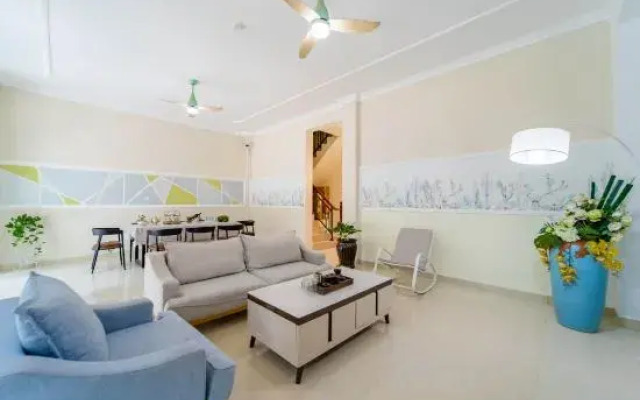 Haitang Bay Mooring Bay Inn