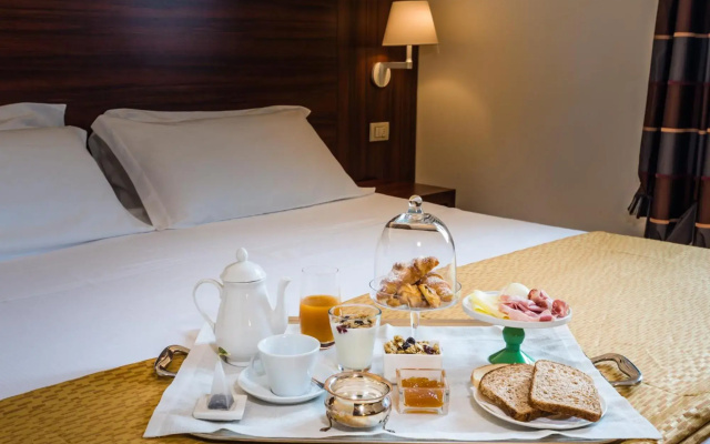 Delfina Palace Hotel