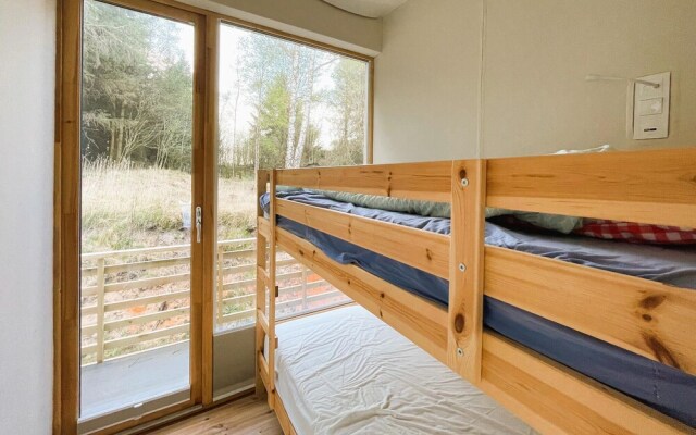 Amazing Home in Farsund With Wifi and 5 Bedrooms