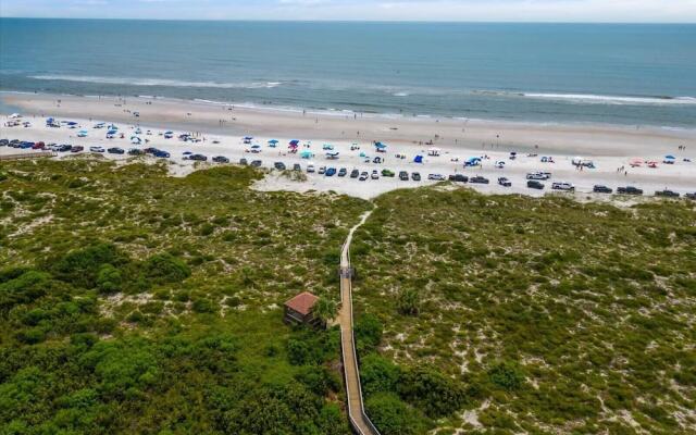 Seas the Day Ocean Views!
