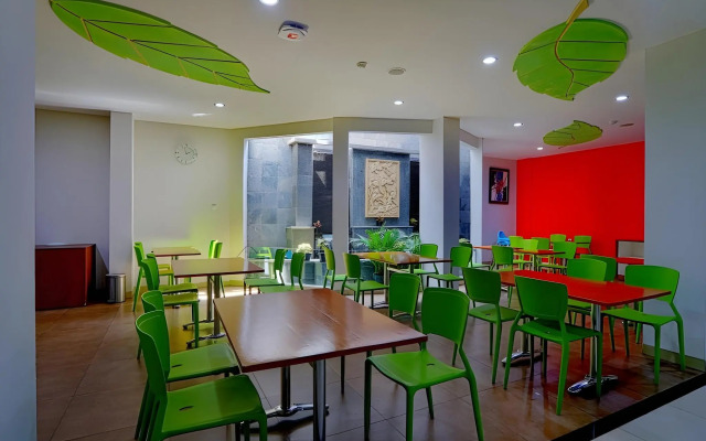 Hotel Dafam Rio