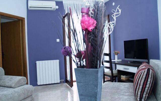 Villa Fani - Apartments and Rooms