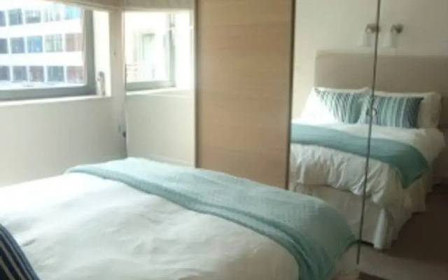Modern 1 Bedroom Flat