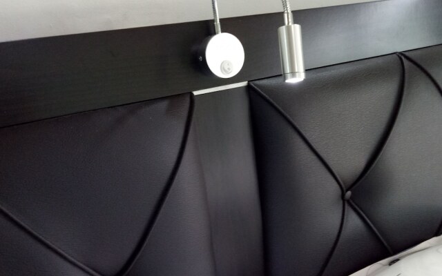 This Is It Airport Hotel and Restaurant