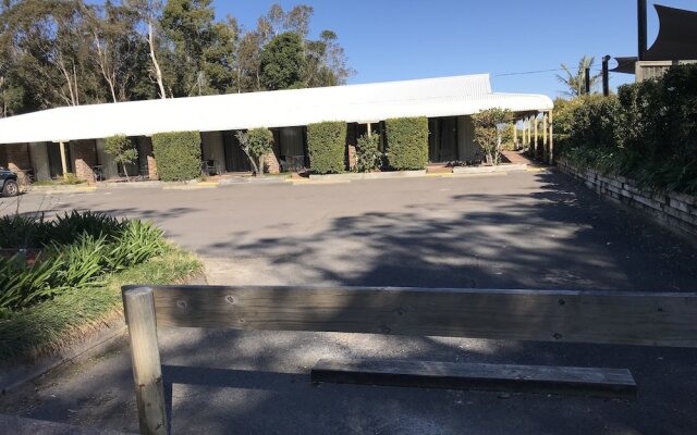 Tea Gardens Motel