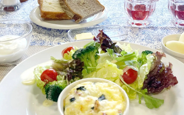 Gallery Hara & Guest House