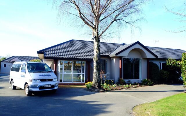 Airport Birches Motel