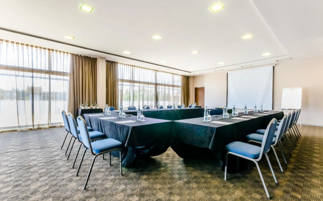 Eurostars Executive Hotel